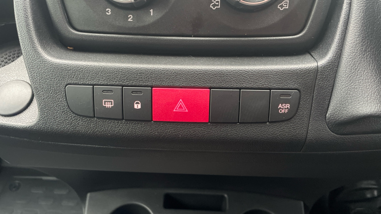 Vauxhall Movano 3500 L3 Diesel Fwd 2.2 Turbo D 140ps H2 Van Prime